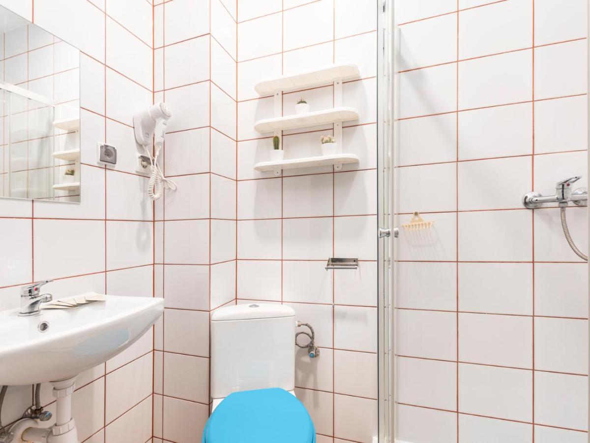 Luxhostel24 Varşova Dış mekan fotoğraf