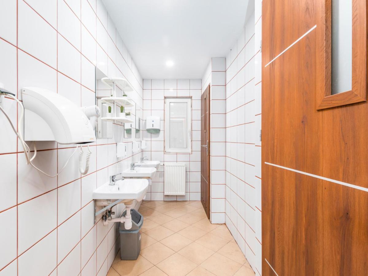 Luxhostel24 Varşova Dış mekan fotoğraf